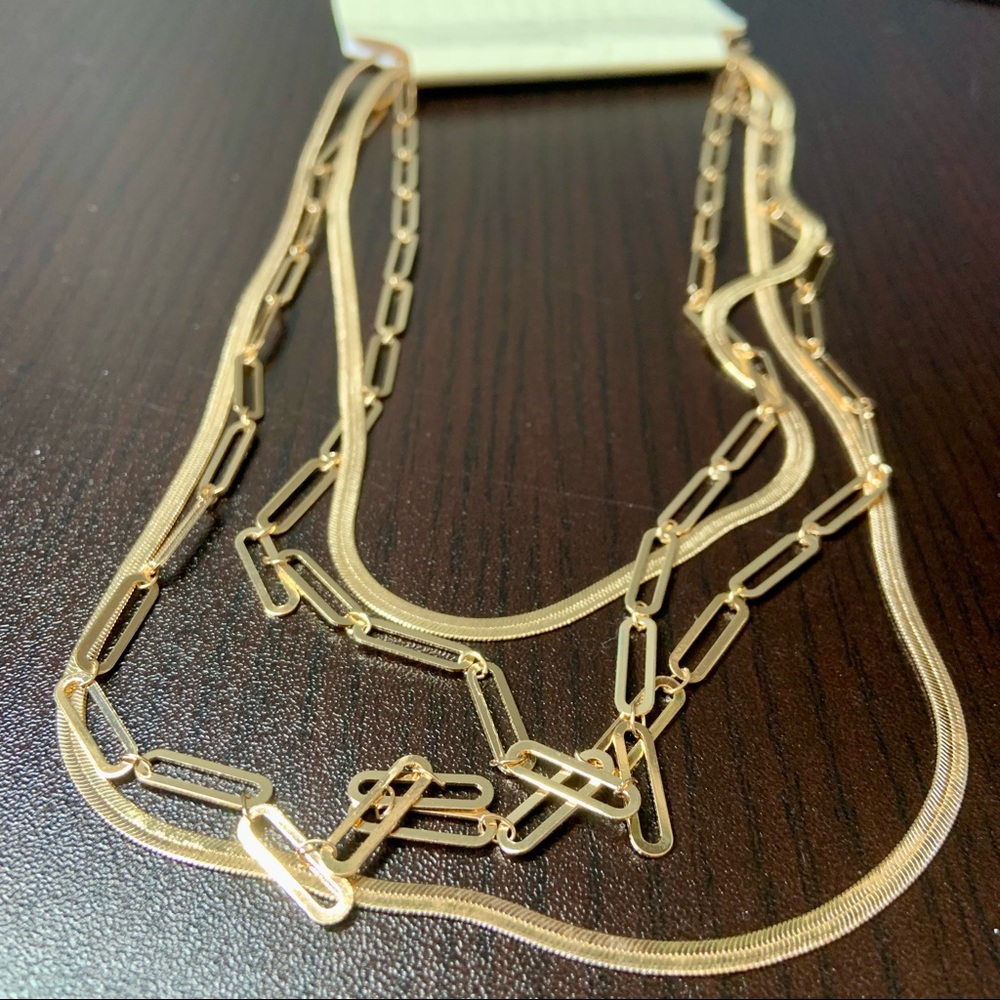 💎NWT 4-in-1 Chic Necklaces